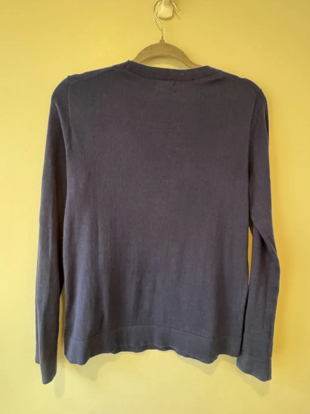 J.Crew Classic Fit Crewneck Blue Sweater – Women’s S 🔥 - Picture 3 of 7